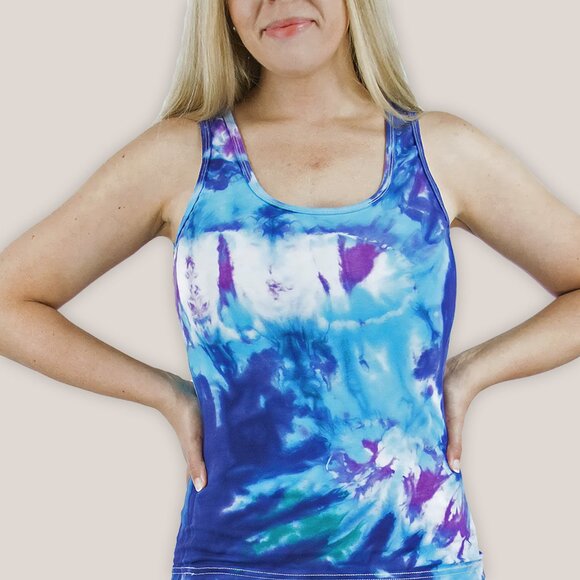 NWT Aruba Tie Dye Tank Top Blue Purple Cotton Yoga Shirt Hand-Dyed by Akasha Sun - Picture 1 of 4